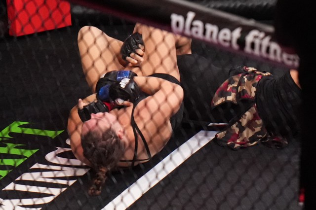 Ronda Rousey Submits Gina Carano in 17 Seconds