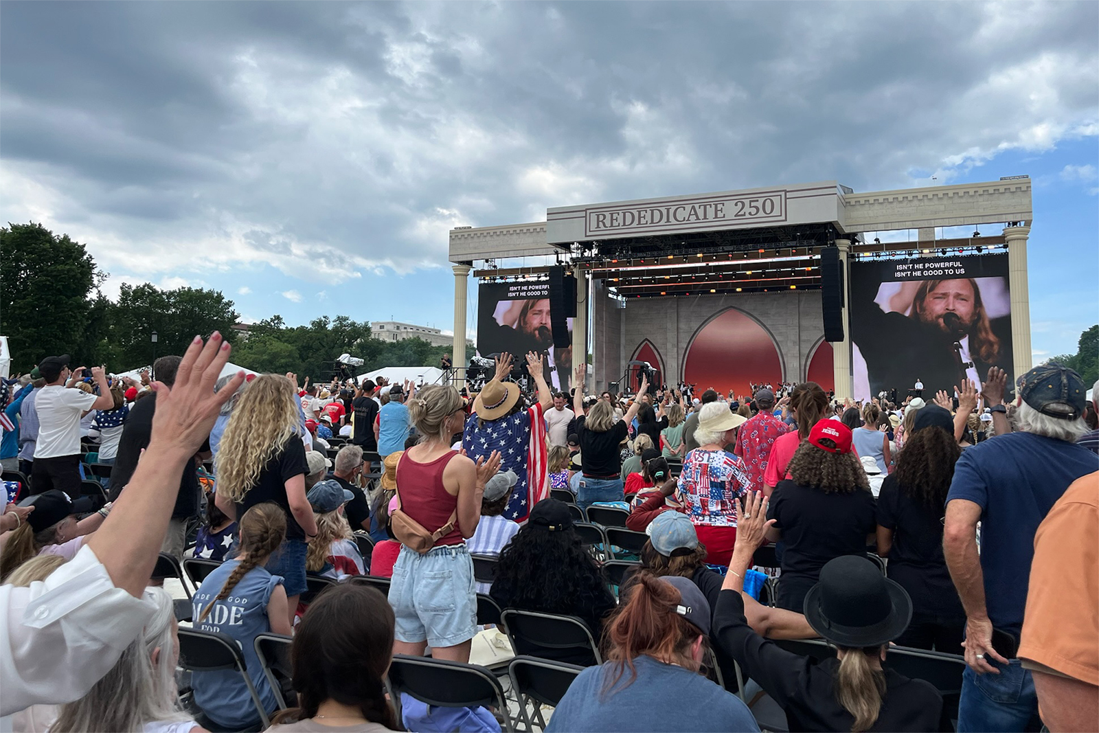 Thousands gather on Mall for national prayer rededication