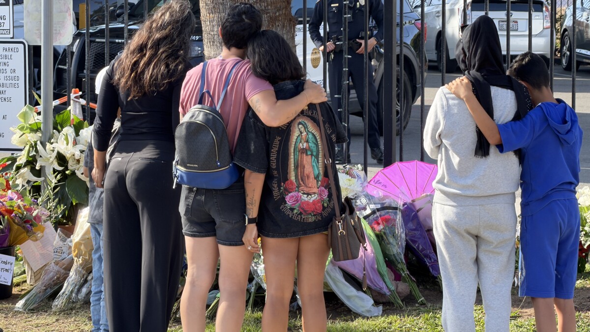 Teenage gunmen in San Diego mosque shooting shared live video of attack, met each other online