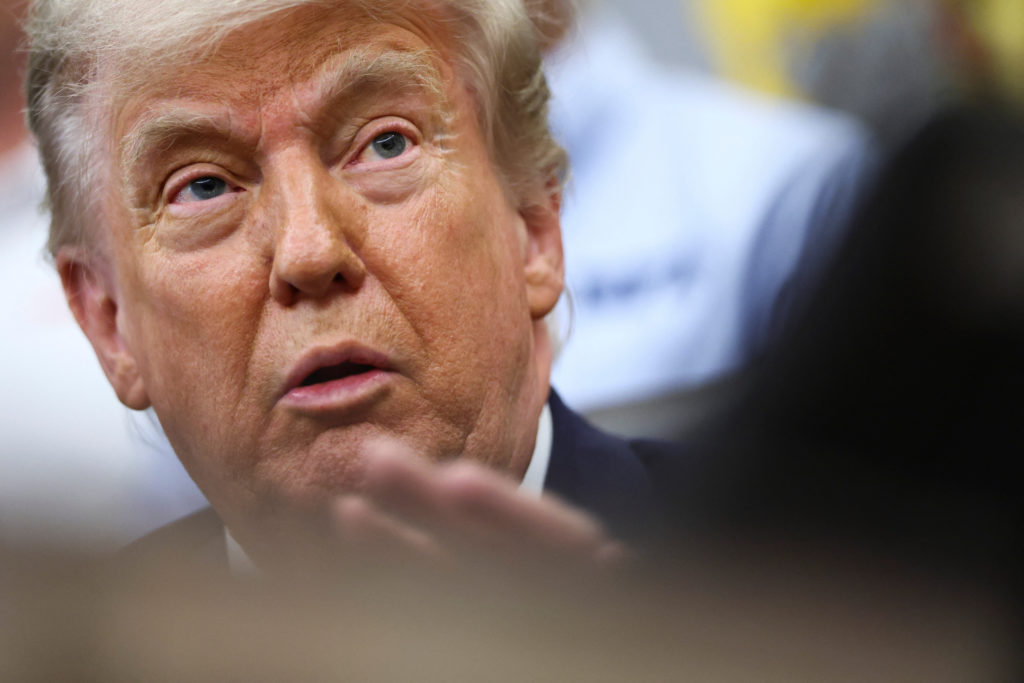 Trump Postpones Signing of AI Executive Order