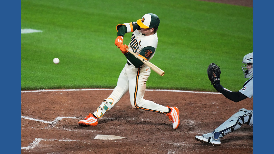 Alonso, Holliday power Orioles to 7-4 victory Friday