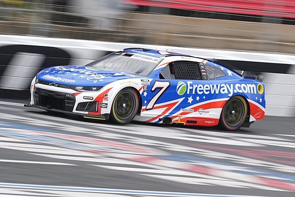 Suarez ends winless drought at rain-shortened Coca-Cola 600 | Jefferson City News-Tribune
