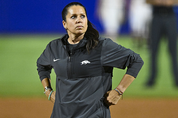 Arkansas Falls to Nebraska in Extra-Innings WCWS Opener