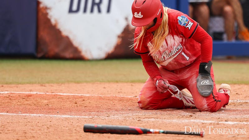 Texas Eliminates Tennessee In WCWS Semifinals After Comeback