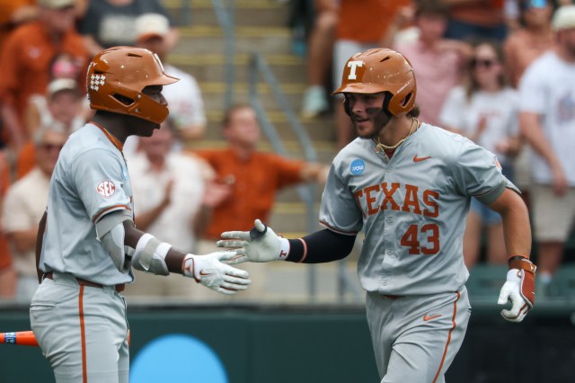Texas Advances To Super Regionals After Dramatic Win