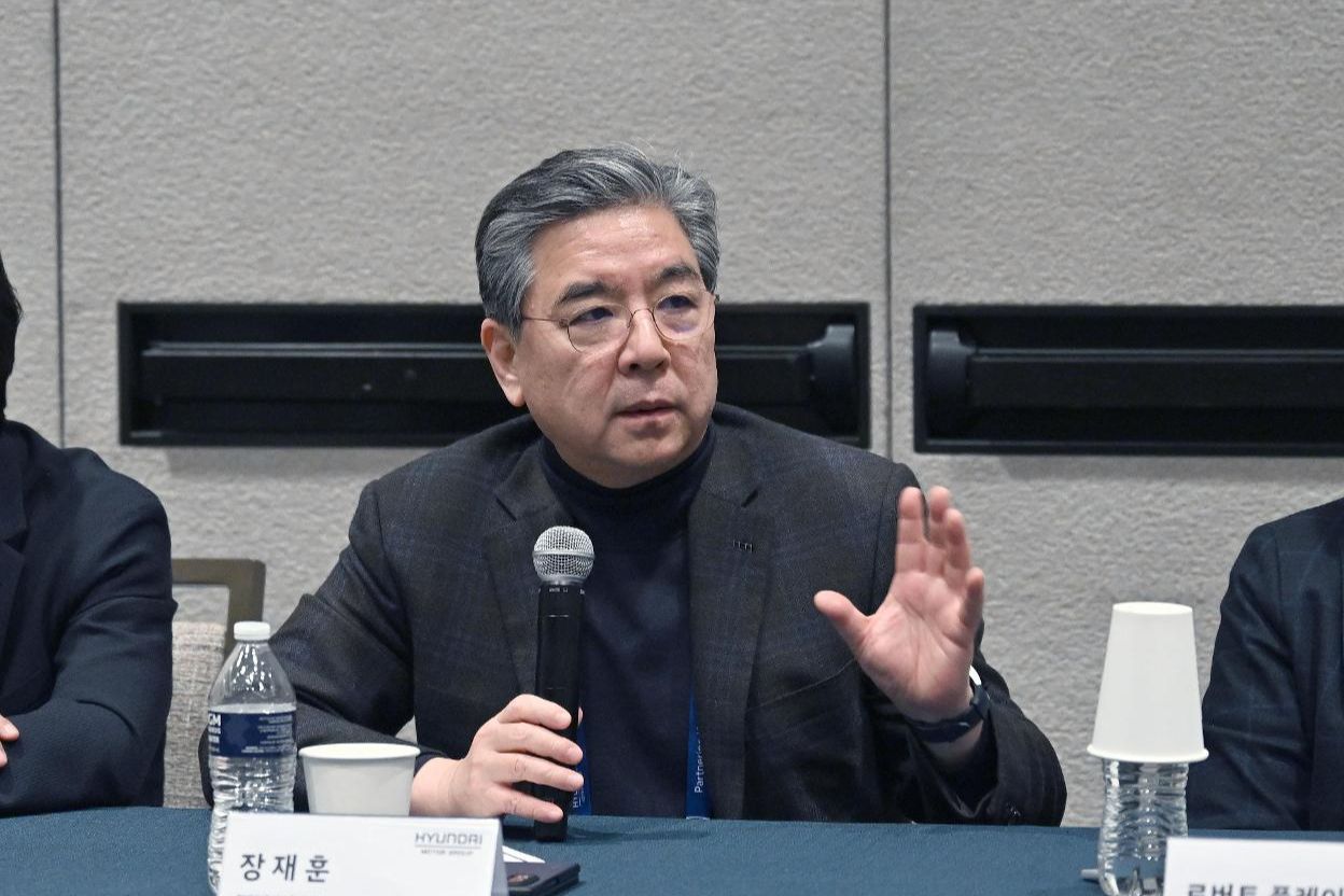 Hyundai Unveils Atlas Robots, Advances Manufacturing Automation Plans