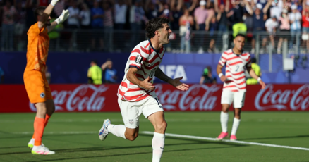 The USA holds on for historic World Cup win over Bosnia and Herzegovina, advance to play Belgium