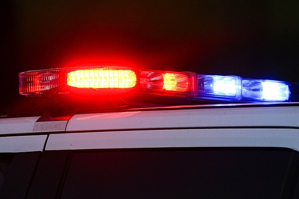 Fort Smith : Recherche d'une suspecte armée et dangereuse dans une affaire de meurtre