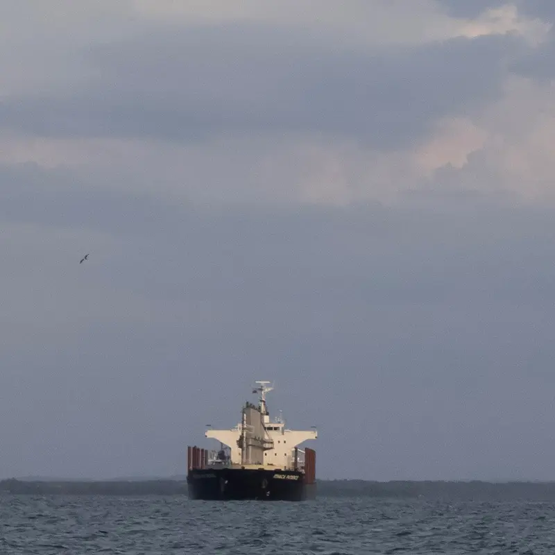 美国在北大西洋截获一艘与委内瑞拉有关的受制裁油轮