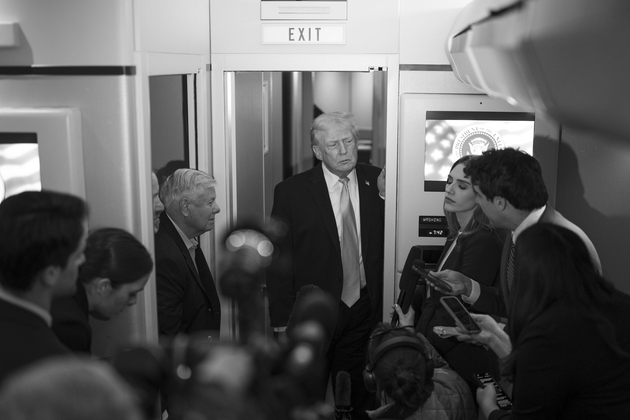 ترامب يوافق على مشروع قانون عقوبات روسي ثنائي الحزب