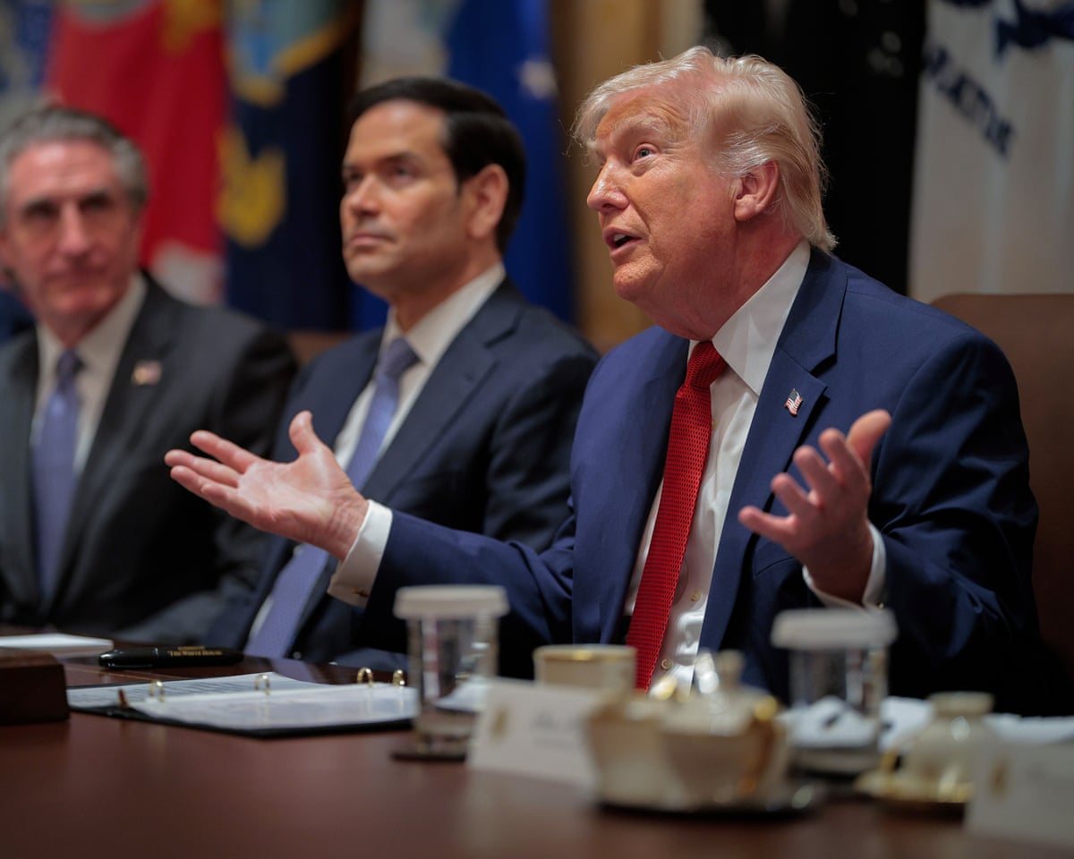 Trump déclare que la marine américaine contrôle le détroit d'Ormuz et exige que l'Iran paie une compensation