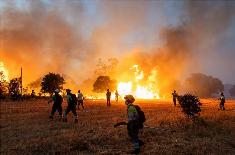 Eclipse hunters pay thousands for front-row seat as Spain braces for wildfires