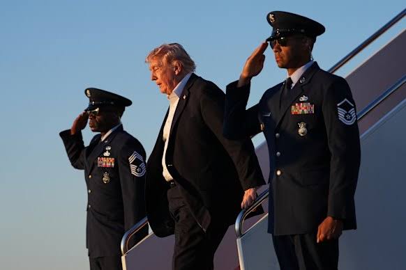 Trump Declares Total U.S. Control of Strait of Hormuz, Defying Iran