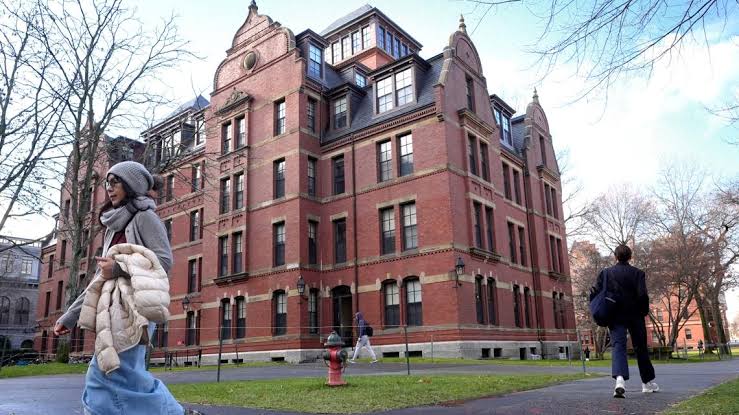 Un juge rejette le procès de l'administration Trump alléguant de l'antisémitisme à l'Université Harvard