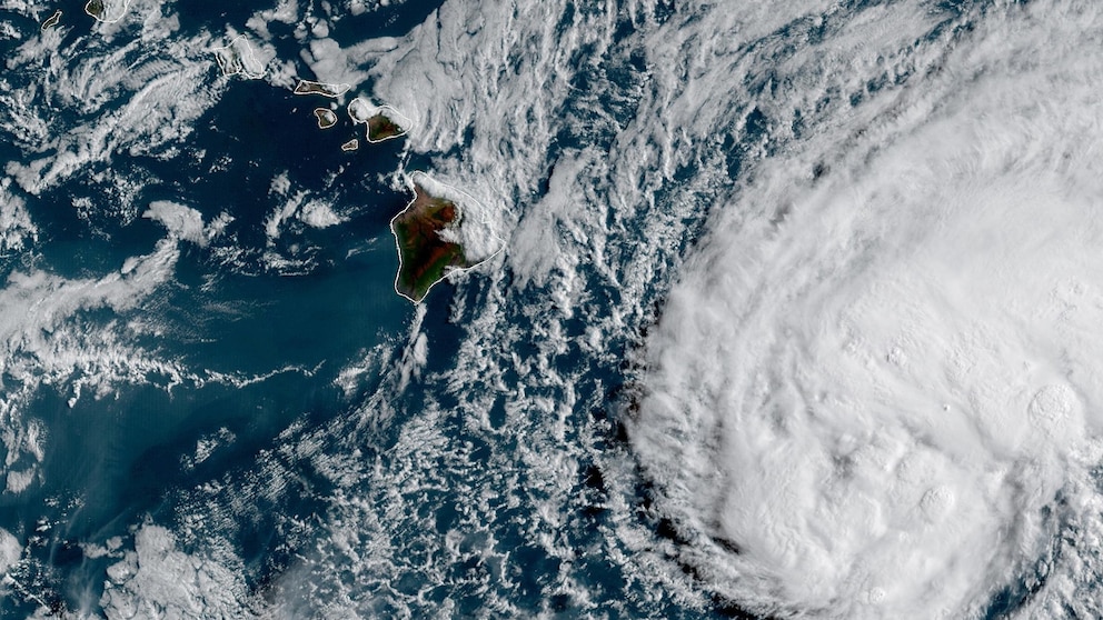 L'ouragan Lala fonce vers Hawaï