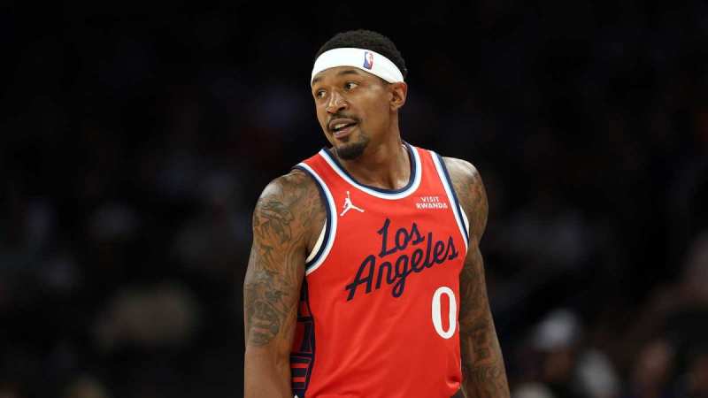 Bradley Beal Firma un Contrato de 2 Años y $13.2 Millones con los Clippers en Medio de Alegaciones