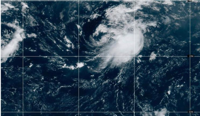 Avertissement d'ouragan émis alors que la tempête tropicale Lala approche d'Hawaï