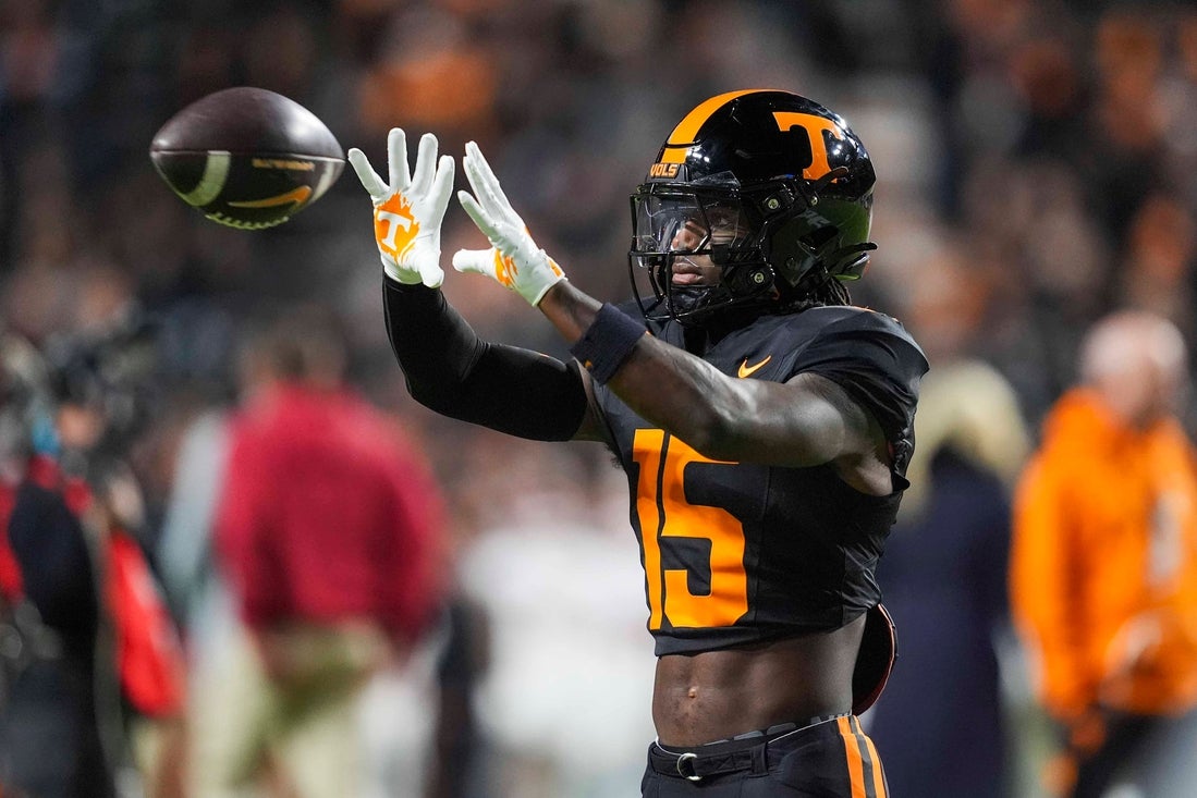 Le safety du Tennessee Edrees Farooq absent pour la saison à cause d'une blessure au genou