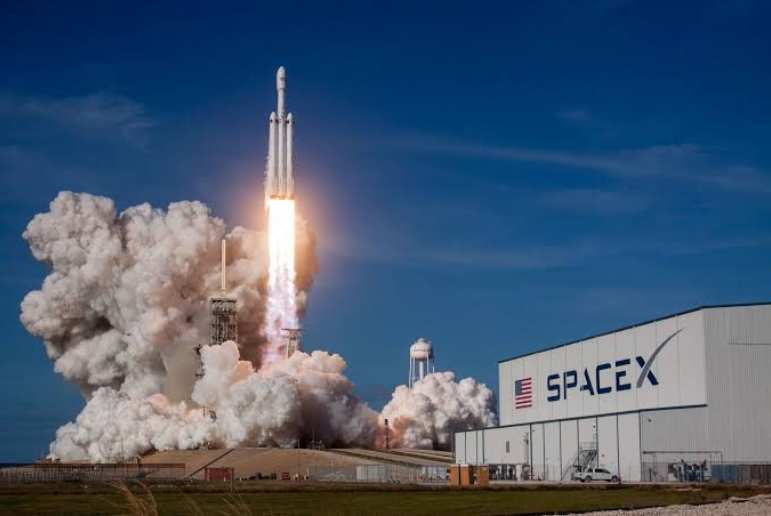Alphabet 对 SpaceX 的持股飙升至 940 亿美元
