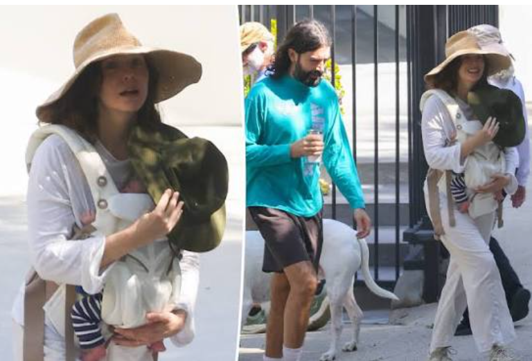 Elizabeth Olsen et son mari Robbie Arnett accueillent leur premier enfant