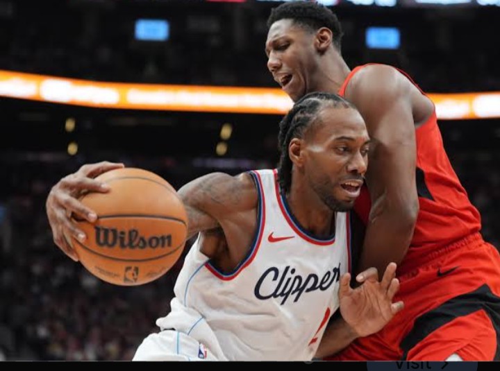Transaction record de Kawhi Leonard aux Raptors en péril au milieu des craintes d'enquête