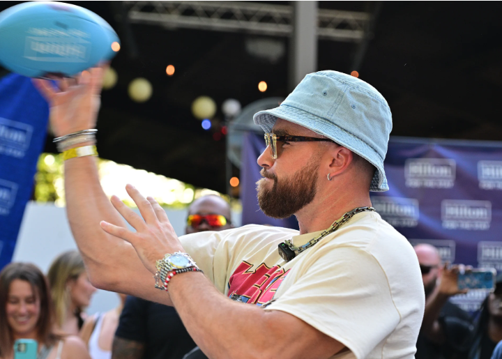 Travis Kelce Lanza Nueva Empresa NIL Tekta con Publicis Sports