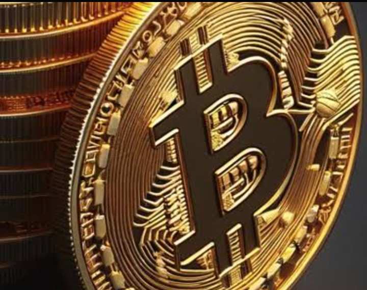 Bitcoin Erupts Past $71,000, Wiping Out $3 Billion in Shorts