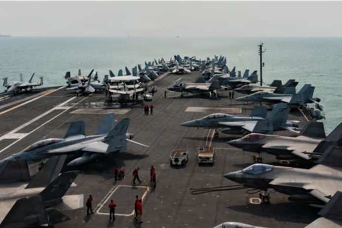 Portaaviones de EE. UU. llega a Oriente Medio para relevar al problemático USS Abraham Lincoln