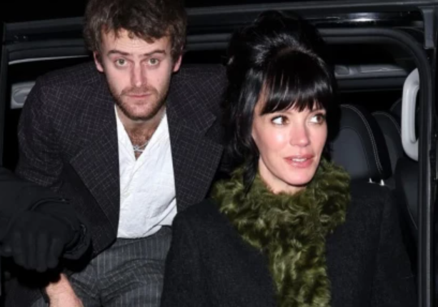 La confession de Lily Allen sur les sites pour adultes crée des tensions avec son petit ami