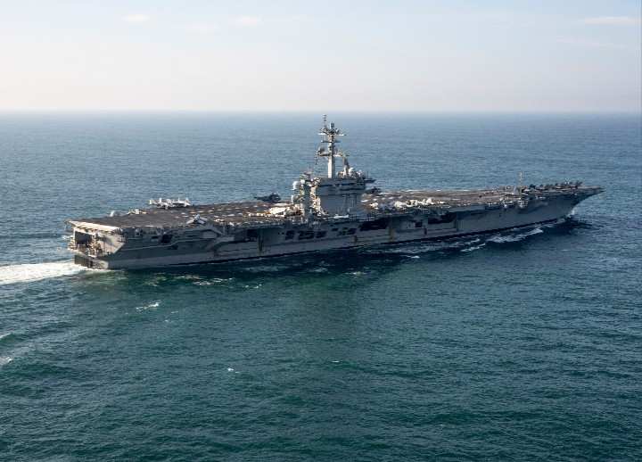 Brecha de portaaviones de EE. UU. en el Pacífico mientras el George Washington se dirige a Oriente Medio