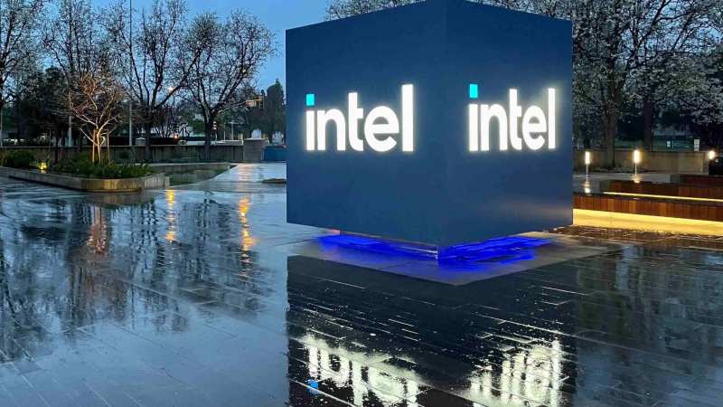 Gobierno de EE. UU. Adquirirá una Participación del 9,9% en Intel por 8.900 Millones de Dólares