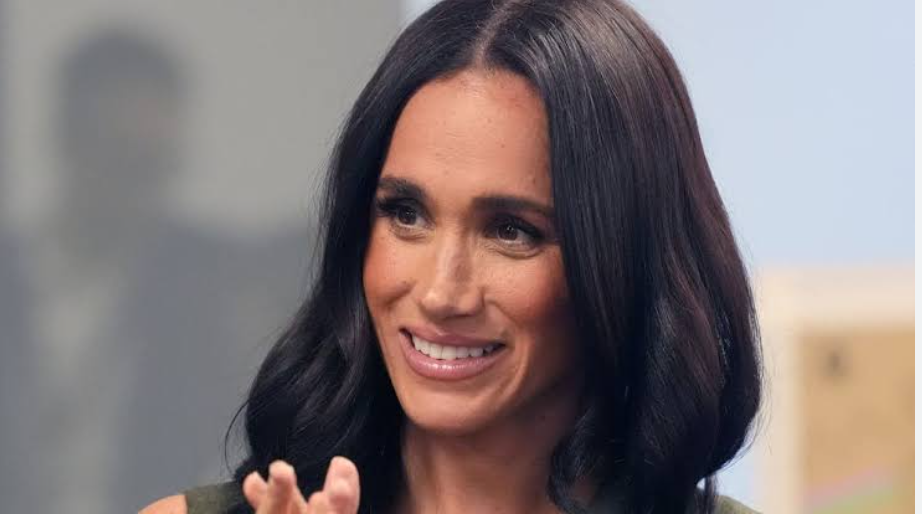 ميغان ماركل في محادثات أولية للعودة إلى التمثيل في مسلسل "The Gentlemen" على نتفليكس