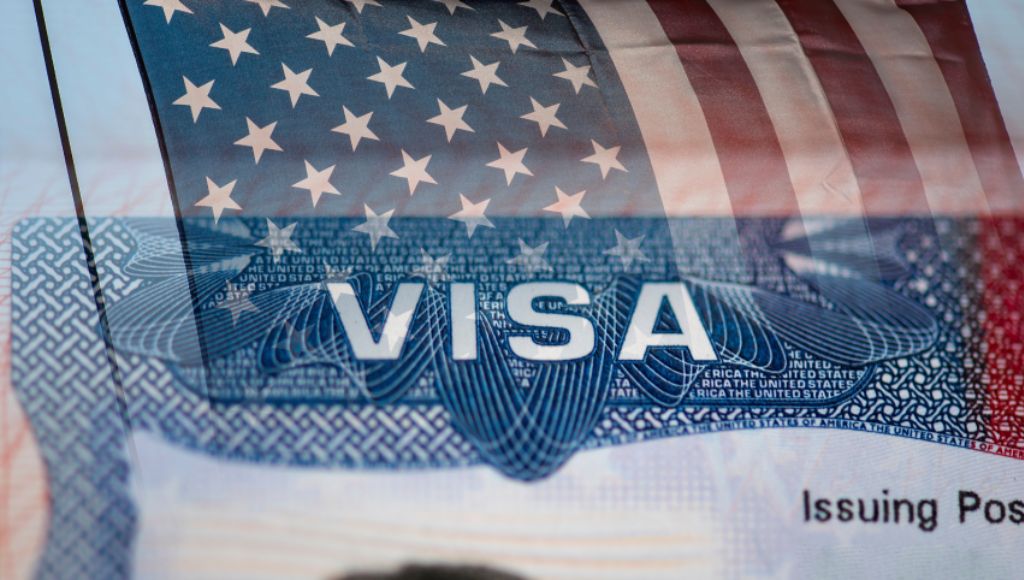 Un juge fédéral annule l'interdiction de visas d'immigrants du Département d'État affectant 75 pays