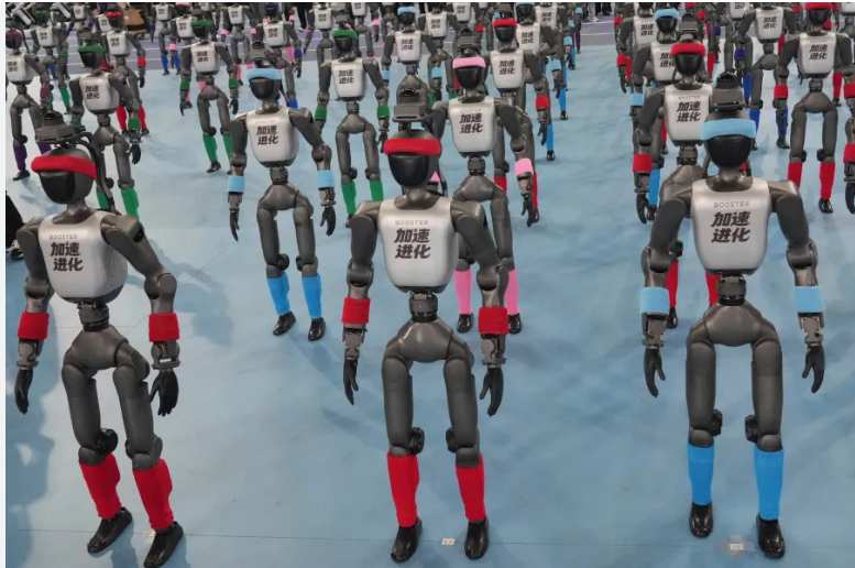 Chinese Humanoid Robots Smash Usain Bolt’s 100-Meter World Record at Beijing Games