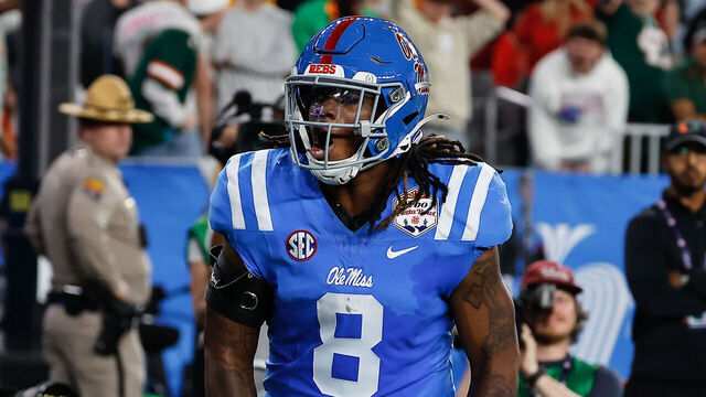 Jugador de la NFL Dae'Quan Wright Ingresa al Portal de Transferencias de la NCAA Mientras Está Activo en la Lista de los Browns