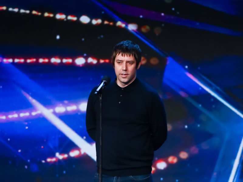Estrella de Britain's Got Talent Mike Newall Hospitalizado Tras Hemorragia Cerebral