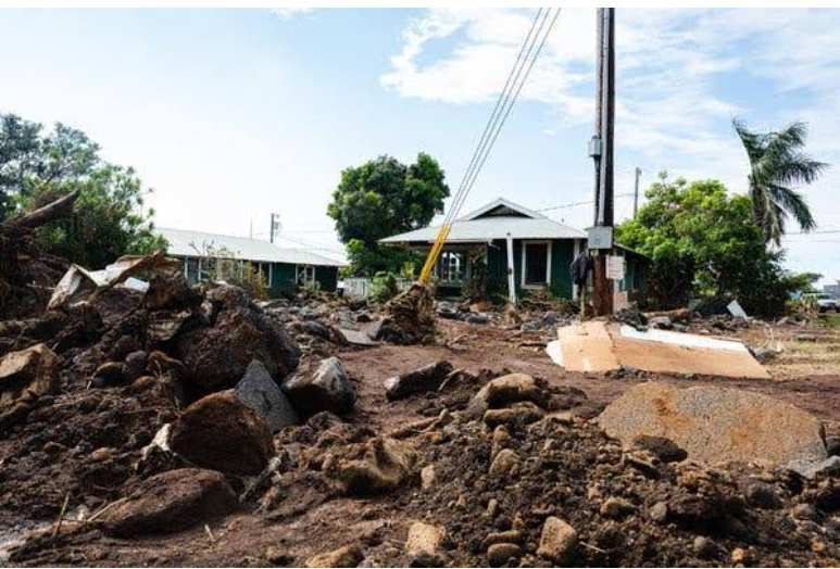 La Tormenta Tropical Moke Amenaza a Hawái con Fuertes Lluvias e Inundaciones Tras el Huracán Lala