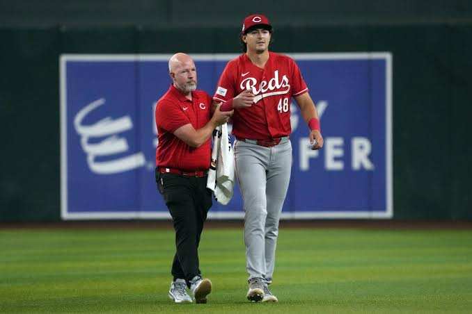 Michael Toglia des Reds programmé pour une opération à l'épaule qui met fin à sa saison