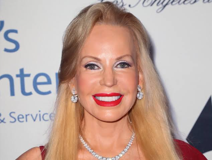 Ex alumna de Young And The Restless Gana Orden de Restricción