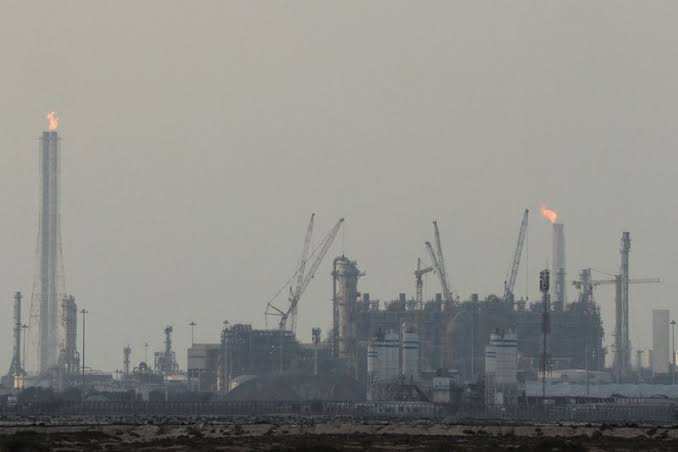 Alors que la guerre bloque le gaz qatari pendant 6 mois, les ventes américaines augmentent et les stocks européens chutent