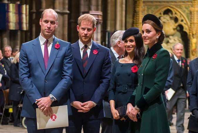 Le Prince Harry et Meghan Markle ne vont pas « détourner » les débuts historiques du Prince George à Eton, déclare un expert royal