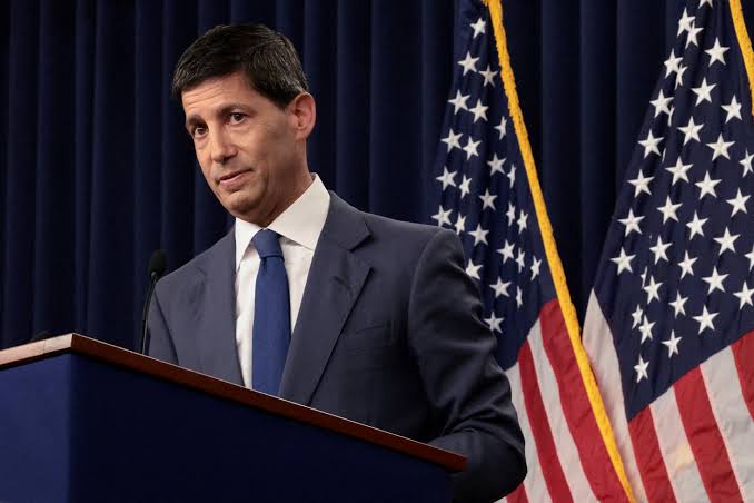 Bessent, Warsh diverge on who should set the price of money