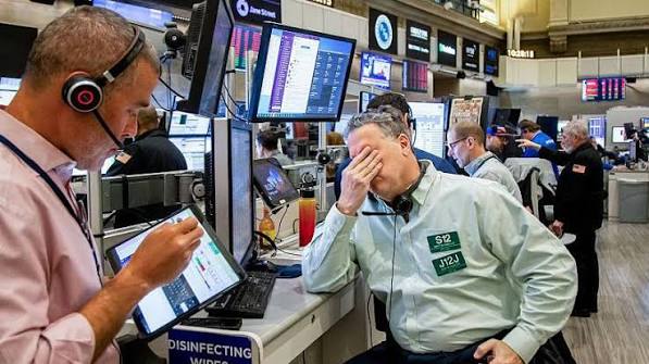 Trump Tariff War Sparks U.S. Market Crash Fears