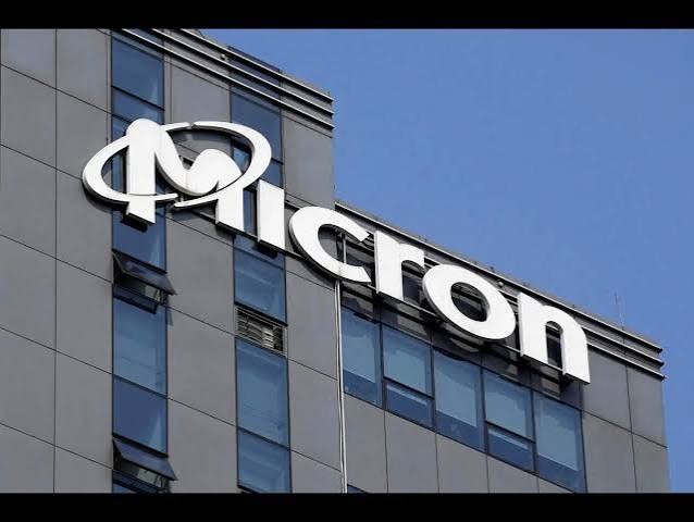 Trump Announces $10 Billion Micron Investment in US Research Labs