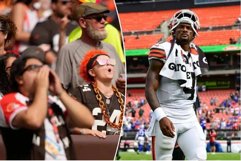 Deshaun Watson Greets Fans Before Preseason Finale