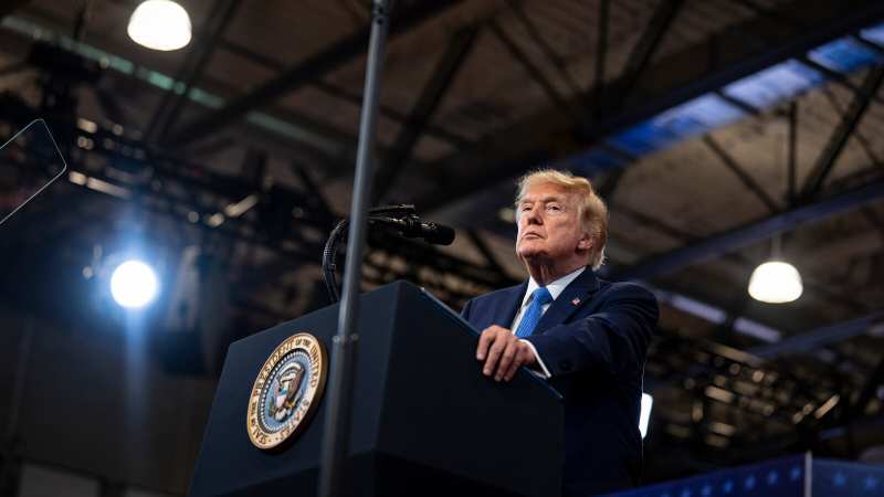 Trump disait prévoir une fin rapide à sa guerre contre l'Iran, mais 6 mois plus tard, il affirme n'être pas pressé