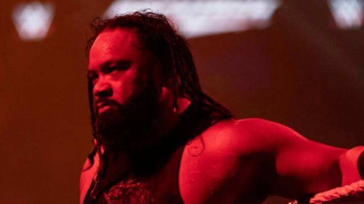 Estrella de WWE Jacob Fatu Genera Controversia con Promo Ac al Usando Lenguaje Obsceno Durante Grabación de Raw