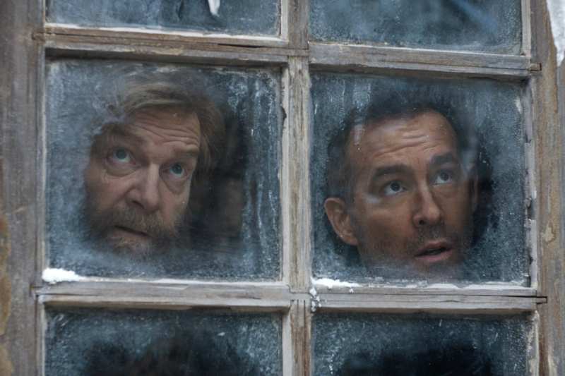 Critique de film : Kenneth Branagh et Ryan Reynolds jouent dans la comédie d'action irrévérencieuse sur la guerre froide « Mayday »