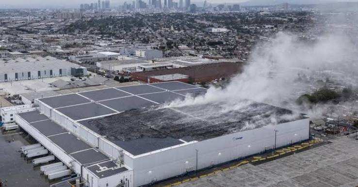 Fuite toxique d'ammoniac déclenche un confinement à Los Angeles