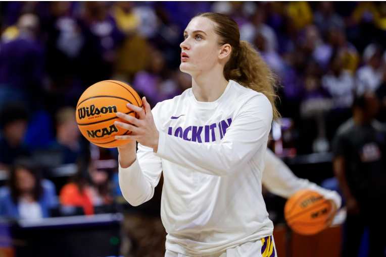 La pívot ucraniana Kate Koval deja LSU por el fichaje de una recluta rusa